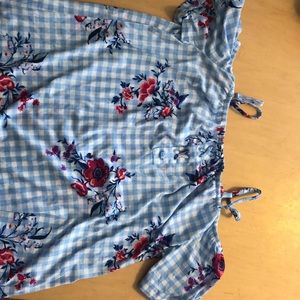 Flower and plaid cold shoulder shirt